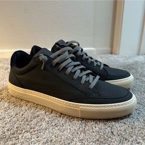 P448 SOHO RECYCLED BLACK LEATHER MENS SIZE 11 PROJECT SUSTAINABILITY - like new